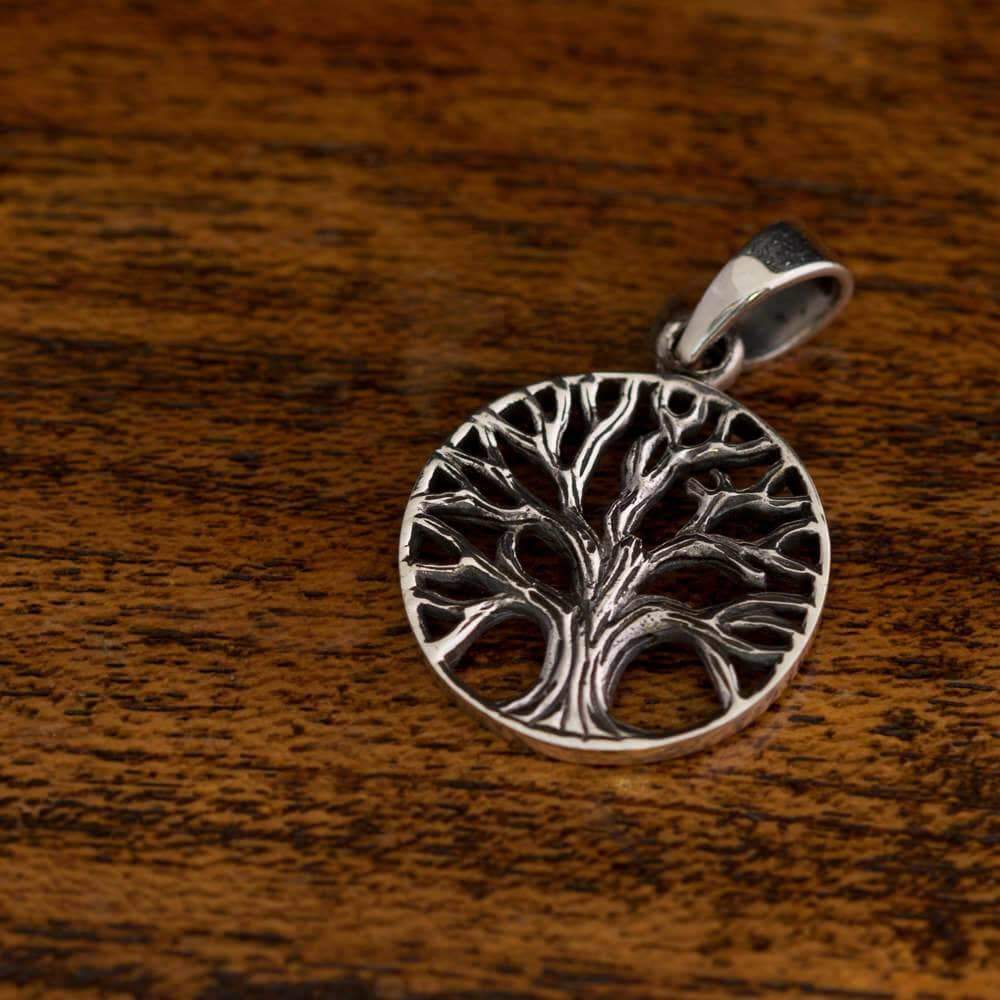 Viking hängsmycke i snygg nordisk design