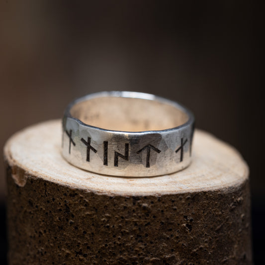 Ring med valfria runor 925s silver