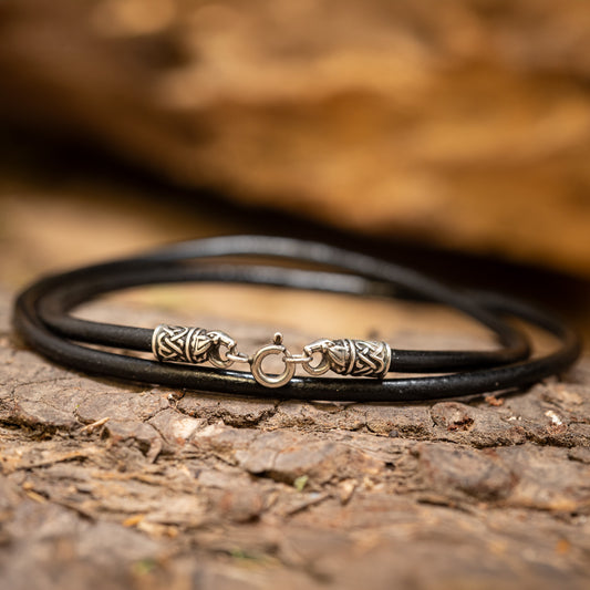 Svart läderhalsband 3 mm slät Vargr