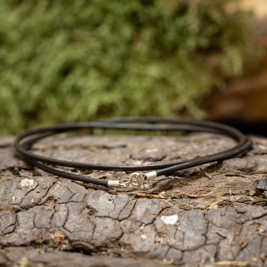 Mörkbrunt Läderhalsband 2 mm Slät